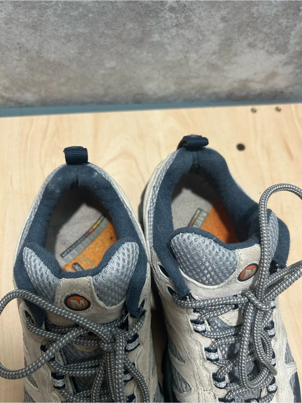 Merrell Mesa Ventilator II hiking shoes women’s size 8